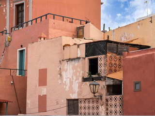 Mediterrane Schachtelbauweise