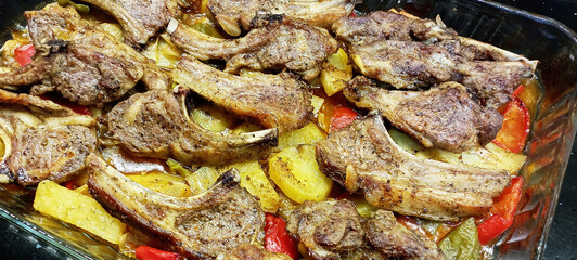 Grilled lamb chops in delicious view, Turkish name; izgara pirzola