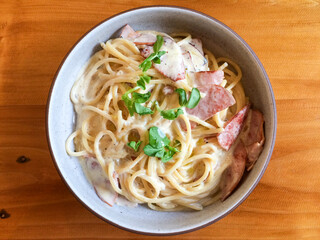 Creamy Carbonara Pasta with Ham