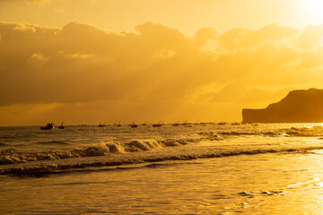 Praia Redonda ao amanhecer, Icapuí, Ceará, Brasil 