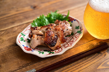 鶏もも肉の山賊焼き