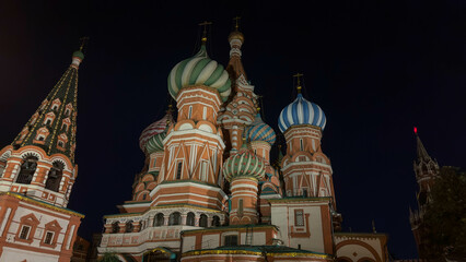 Obraz premium Cathedral in Moscow at night