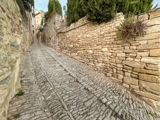 Gordes street scene