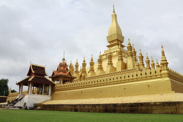 Naklejka premium That Luang Stupa Vientiane Laos