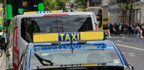 taxis on the rank