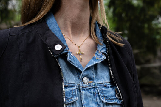 young christ woman in the park