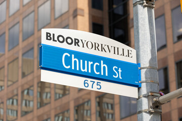 Obraz premium Church Street sign in downtown Toronto, Ontario, Canada.