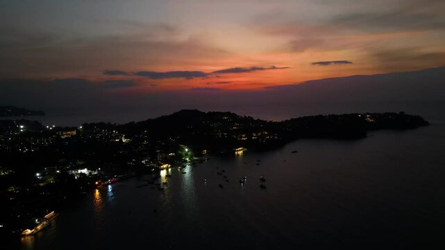 Roter Himmel in Thailand, Phuket.