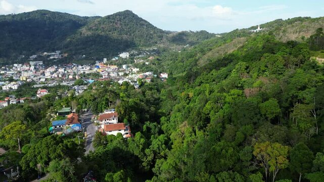 Berge, Dschungel, Thailand.