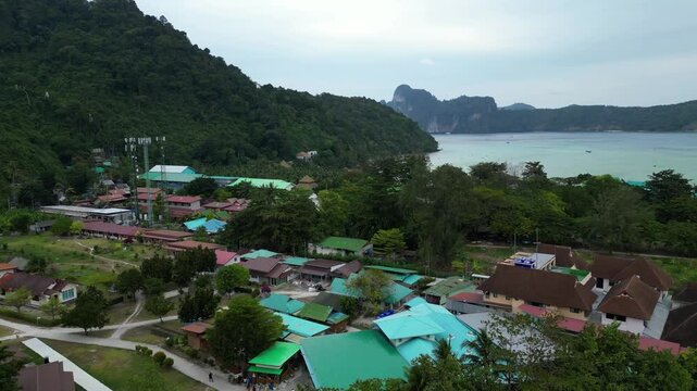 Ko Phi Phi - Inselgruppe in Thailand.