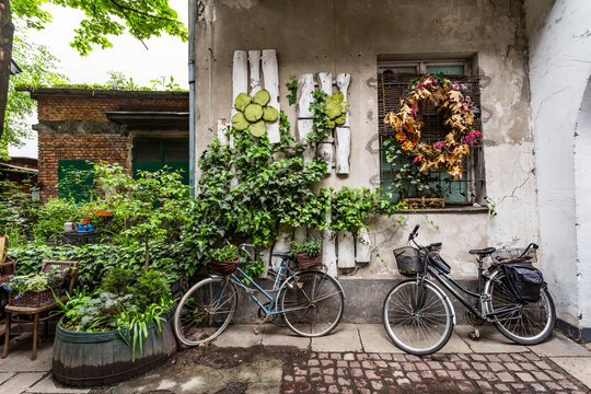 Bicycle corner
