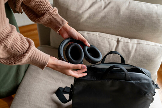 headphones briefcase