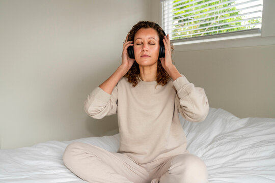 headphones eyes closed