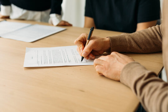 Signing agreement
