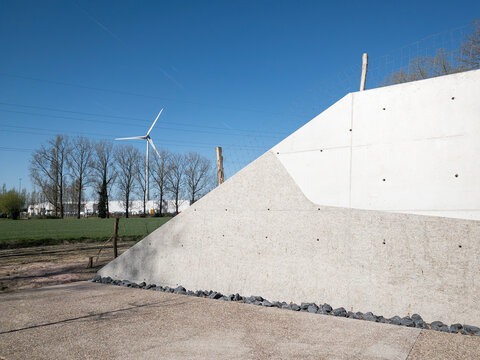 slope and wind turbine