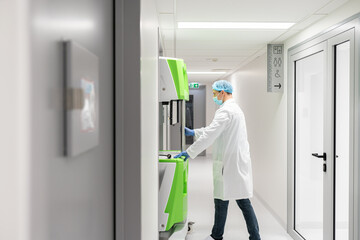 Scientist Transporting Animal Containment And Handling System