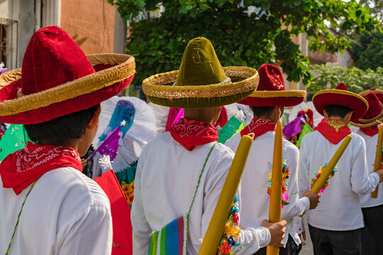 Jovenes en Juchitan