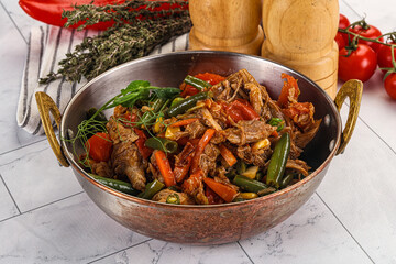 Gourmet shredded meat with vegetables