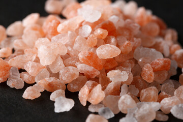 ピンク岩塩　黒バック