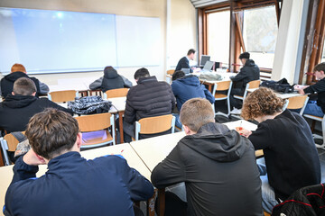 enseignement ecole classe