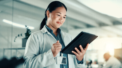 Plakat Scientist, woman and happy with tablet at lab for progress report, review and scroll for medical research. Person, smile and digital touchscreen with application for results for pharmaceutical study