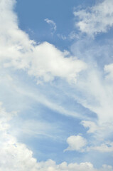 Obraz premium Beautiful blue sky with white clouds background . Nature environment, blue sky landscape.