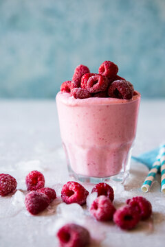 Raspberry smoothie drink