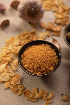 Garlic salt powder in bowl