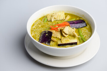 Thai Green Curry with Chicken and Eggplant