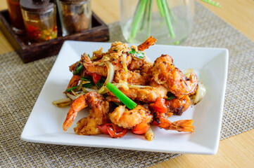Thai Fried Shrimp with Vegetables
