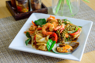 Thai Stir-Fried Spicy Seafood (Pad Cha Talay)