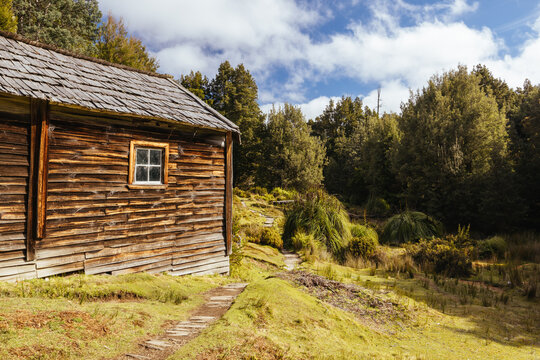 Du Cain Hut built by Patrick Joseph &lsquo;Paddy&rsquo; Hartnett on the Overland Track