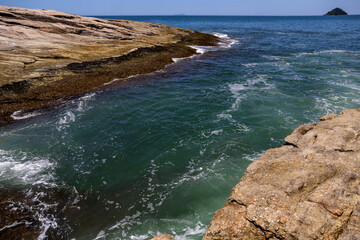 sea and rocks