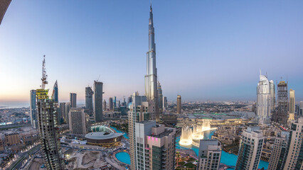 Naklejka premium Dubai downtown day to night timelapse