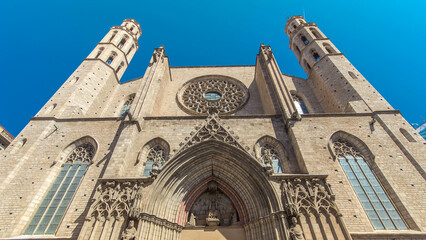 Santa Maria del Mar timelapse hyperlapse - Barcelona Spain