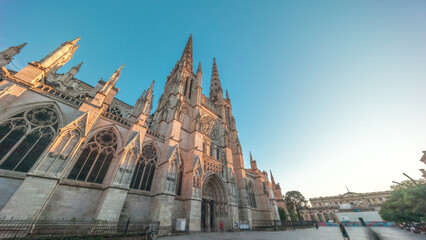 Obraz premium Cathedrale Saint-Andre de Bordeaux timelapse hyperlapse with twin spires. France