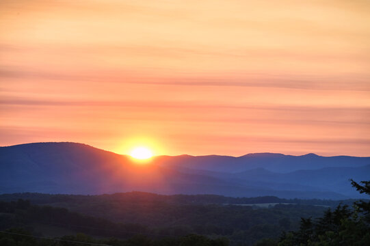 Majestic sunset over mountains in Virginia