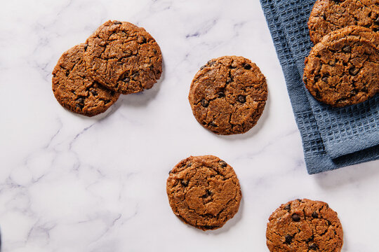 chocolate chip cookies