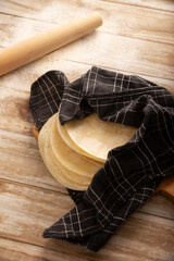 Tortillas de Harina, also called wheat tortilla, is a flat bread made with wheat flour and lard or butter, without yeast, and widely consumed daily in Mexico, especially in the north of the country.
