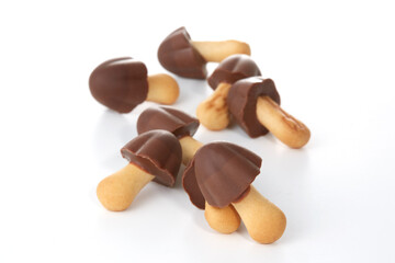 きのこ型チョコレート菓子