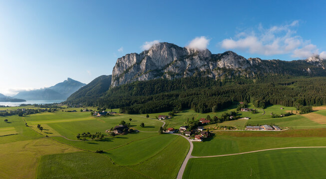 Austria, Upper Austria, Sankt Lorenz, Panorama of Drachenwand mountain in sunlight
