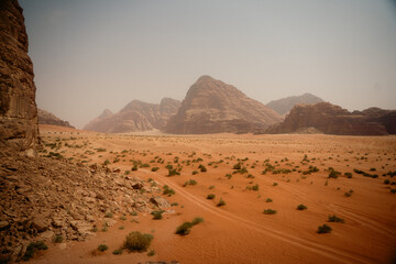 火星のような絶景、ヨルダンのワディラム砂漠
