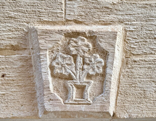Traditional ornament of house door in Mardin, Turkey. Icons that someone from the ornamentation house went to the pilgrimage.
