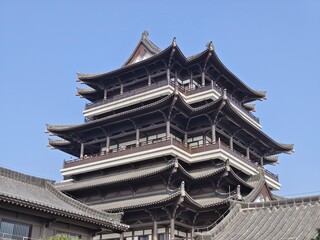 chinese temple building
