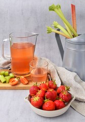 Fresh strawberry and rhubarb compote 