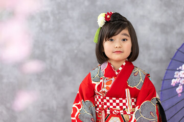 七五三7歳の着物のかわいい女の子