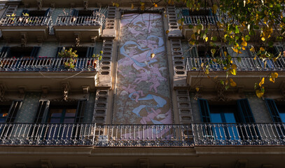 Interesting Art Nouveau Architecture Buildings facade in Barcelona, Spain. (Arquitectura...