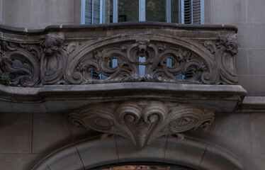 Fototapeta premium Interesting Art Nouveau Architecture Buildings facade in Barcelona, Spain. (Arquitectura modernista). These fancy buildings date for the most from the early XXth century. 