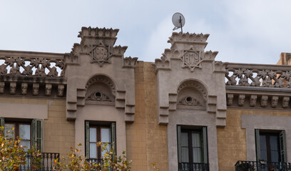 Obraz premium Interesting Art Nouveau Architecture Buildings facade in Barcelona, Spain. (Arquitectura modernista). These fancy buildings date for the most from the early XXth century. 