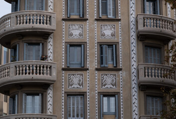 Obraz premium Interesting Art Nouveau Architecture Buildings facade in Barcelona, Spain. (Arquitectura modernista). These fancy buildings date for the most from the early XXth century. 